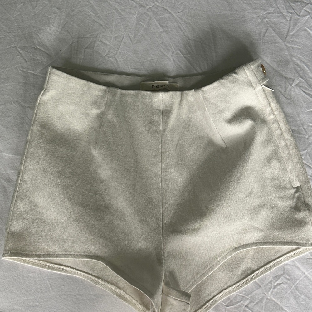 DOEN Cream High-Waist Women’s Shorts